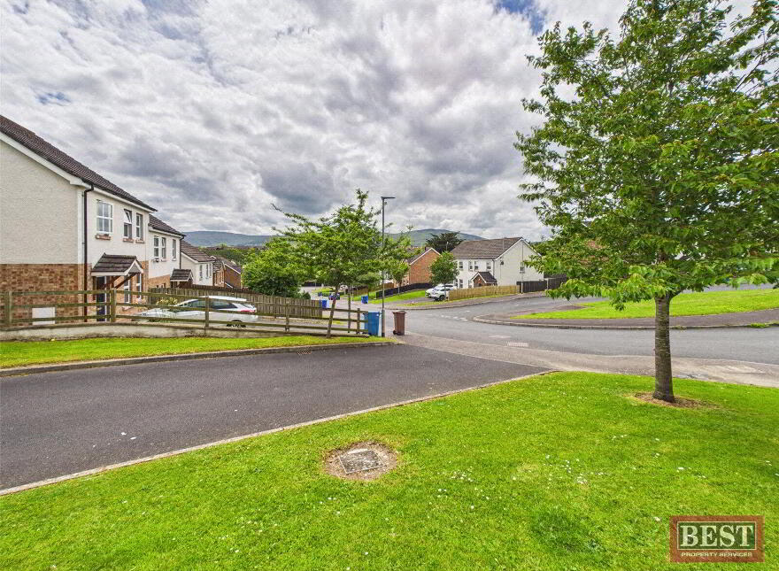 29 Mountain View, Warrenpoint, Newry, BT34 3XG