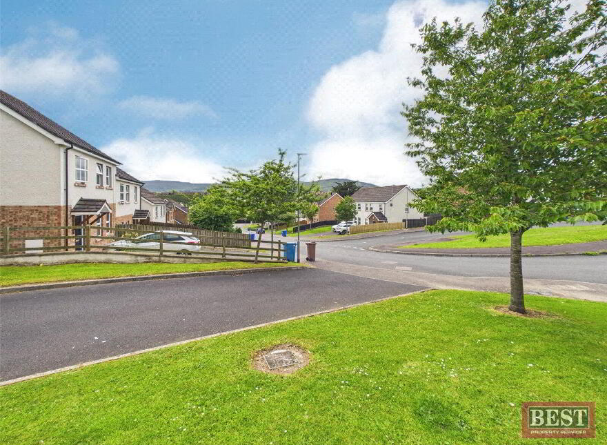 29 Mountain View, Warrenpoint, Newry, BT34 3XG