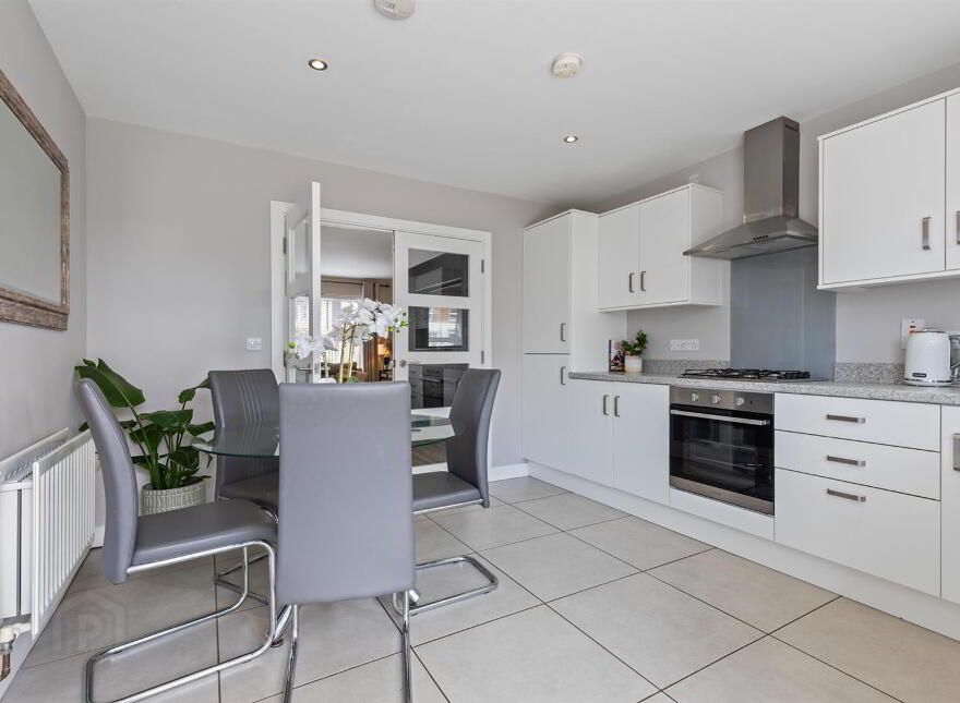 2 Rocklyn Place, Donaghadee, BT21 0FS