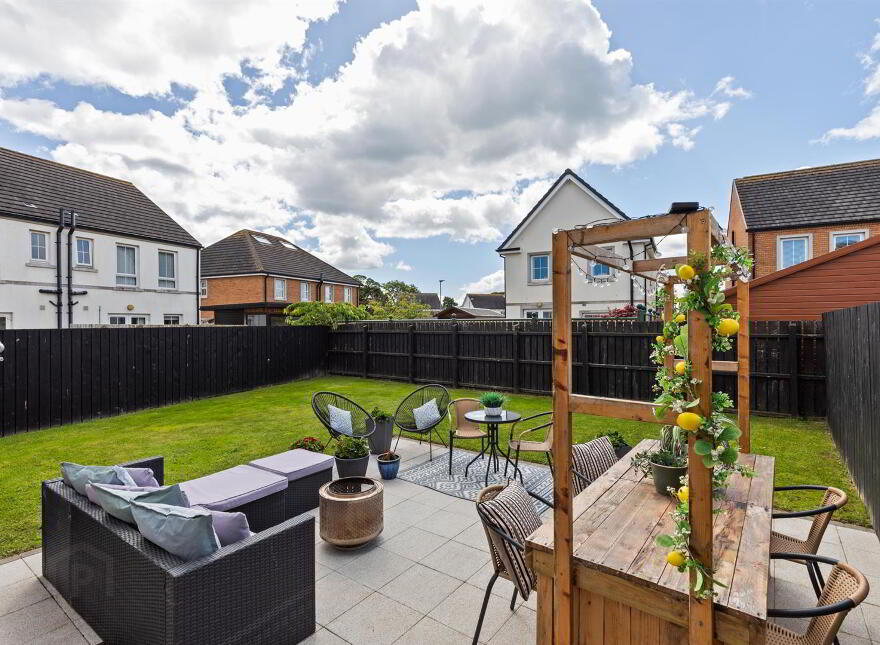2 Rocklyn Place, Donaghadee, BT21 0FS