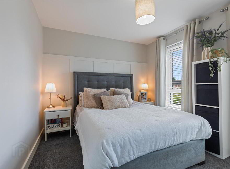 2 Rocklyn Place, Donaghadee, BT21 0FS