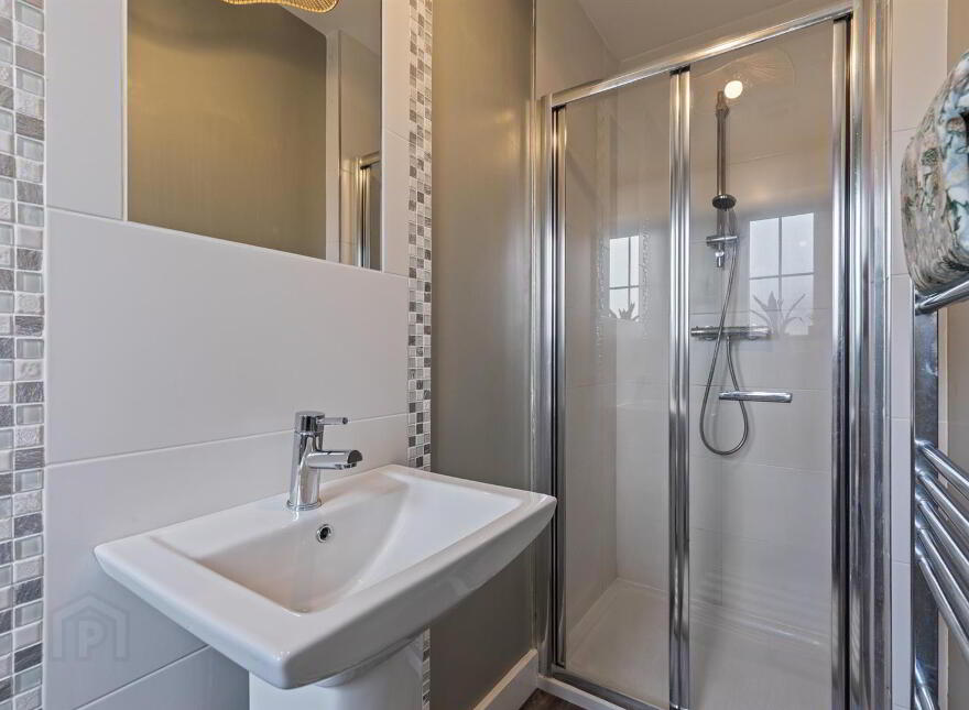 2 Rocklyn Place, Donaghadee, BT21 0FS