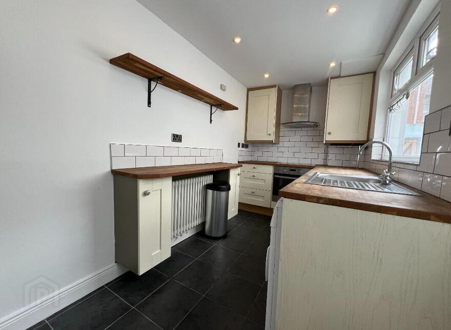 92 Melrose Street, Lisburn Road, Belfast, BT9 7DQ
