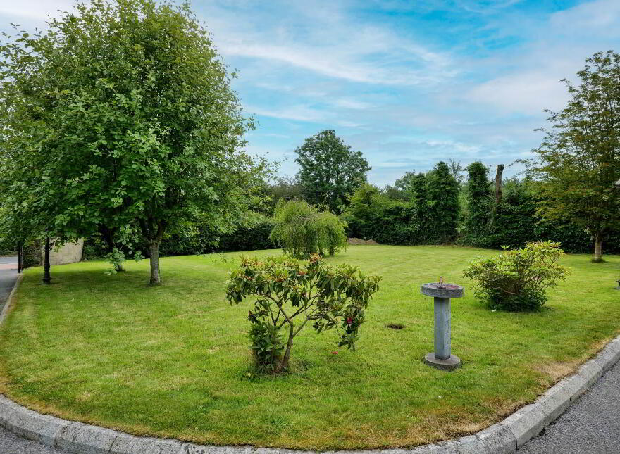 Cooleens, Charleville, P56Y048