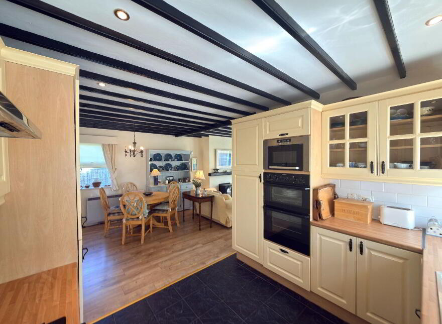 21 Celtic Cottages, Colla Road, Schull, P81ET91