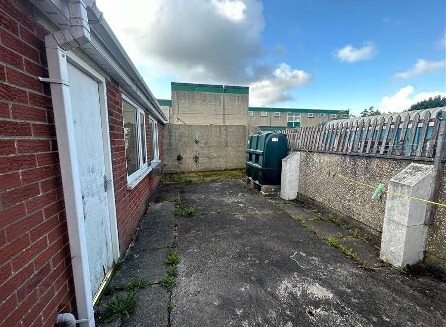 14 Sunnyside Crescent, Belfast, BT7 3DB