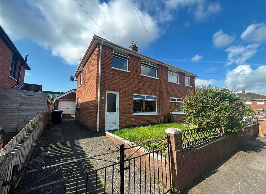 14 Sunnyside Crescent, Belfast, BT7 3DB