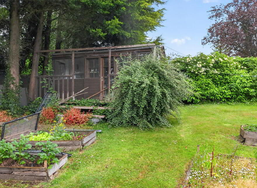 10 Whinney Hill, Holywood, BT18 0HW