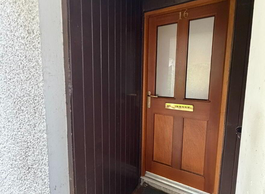 16 Meadowside, Antrim, BT41 4HD