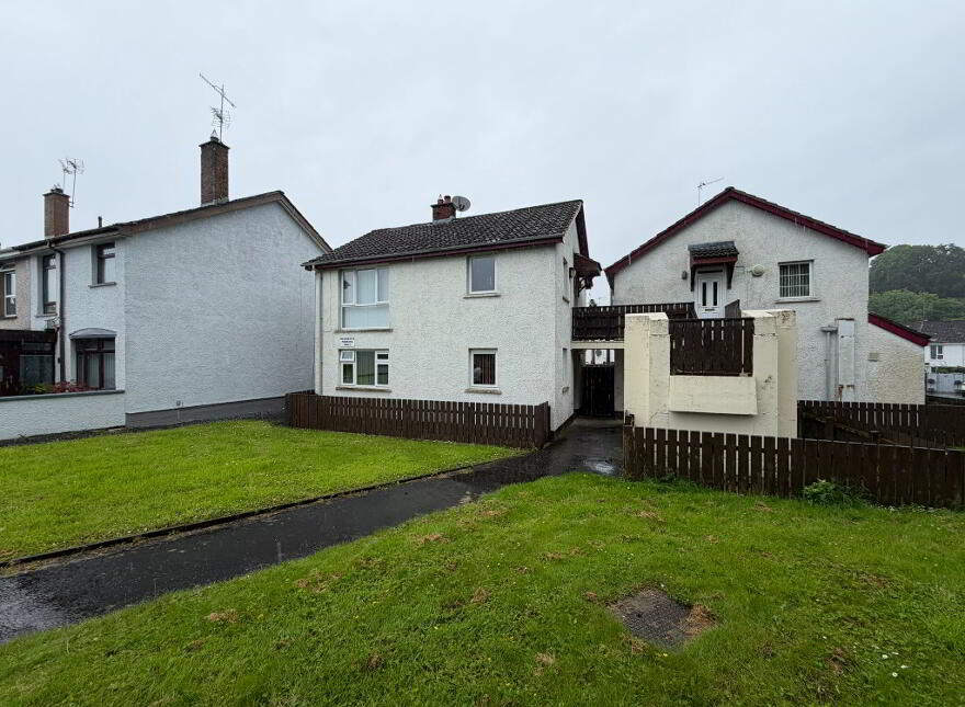 16 Meadowside, Antrim, BT41 4HD
