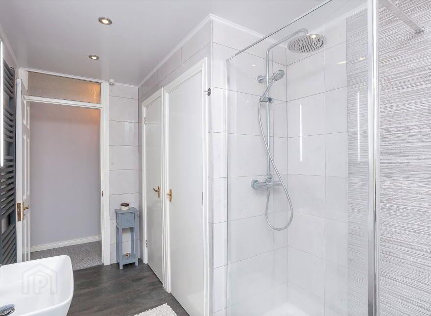 Apt 2, 15 The Pines, Royal Hillsborough, BT26 6NT
