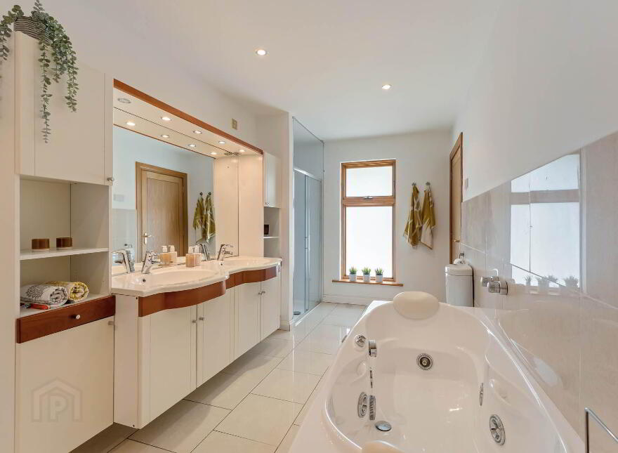 32 Cornakinnegar Road, Lurgan, Craigavon, BT67 9JN