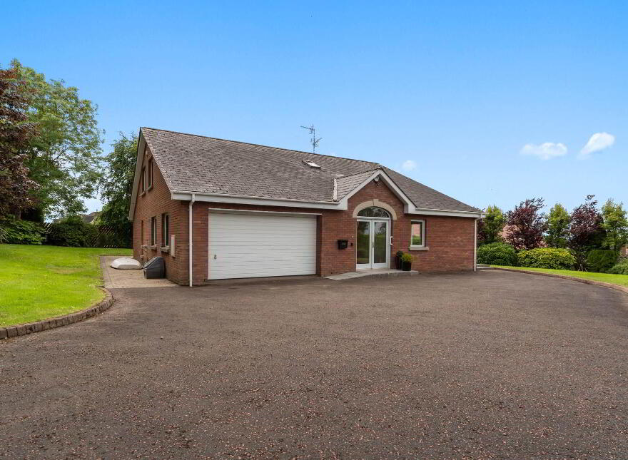 32 Cornakinnegar Road, Lurgan, Craigavon, BT67 9JN