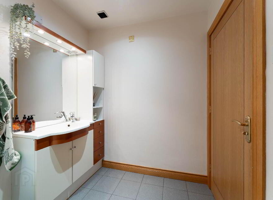 32 Cornakinnegar Road, Lurgan, Craigavon, BT67 9JN