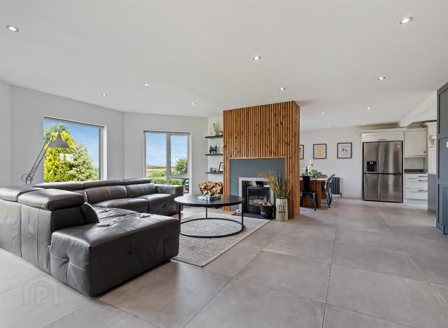43 Upper Gransha Road, Bangor, BT19 7QF