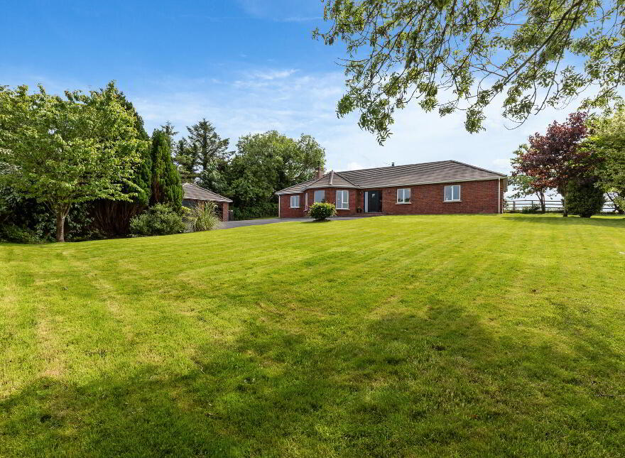 43 Upper Gransha Road, Bangor, BT19 7QF