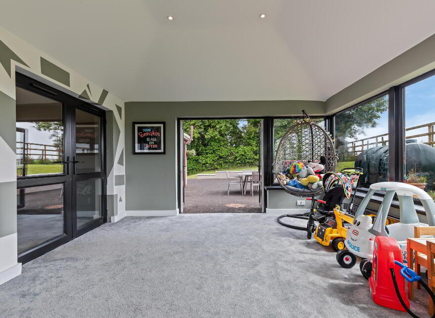 43 Upper Gransha Road, Bangor, BT19 7QF