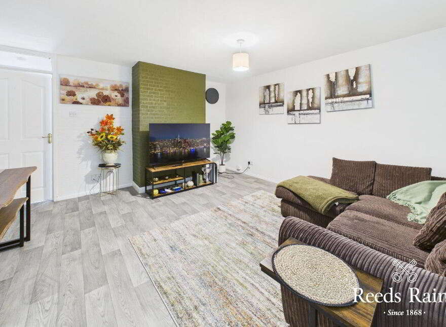 28 Northland, Carrickfergus, BT38 8NH