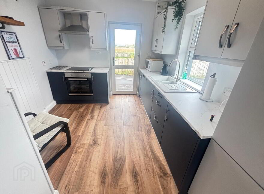 5 Kelly's Crescent, Rossnowlagh, F94CR26