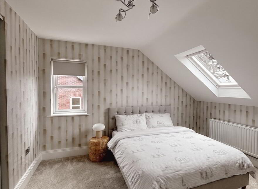 7 Drumlerry, Old Culmore Road, Derry, BT48 8GQ
