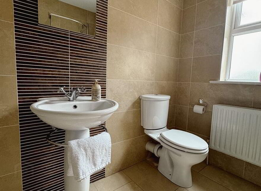 7 Drumlerry, Old Culmore Road, Derry, BT48 8GQ
