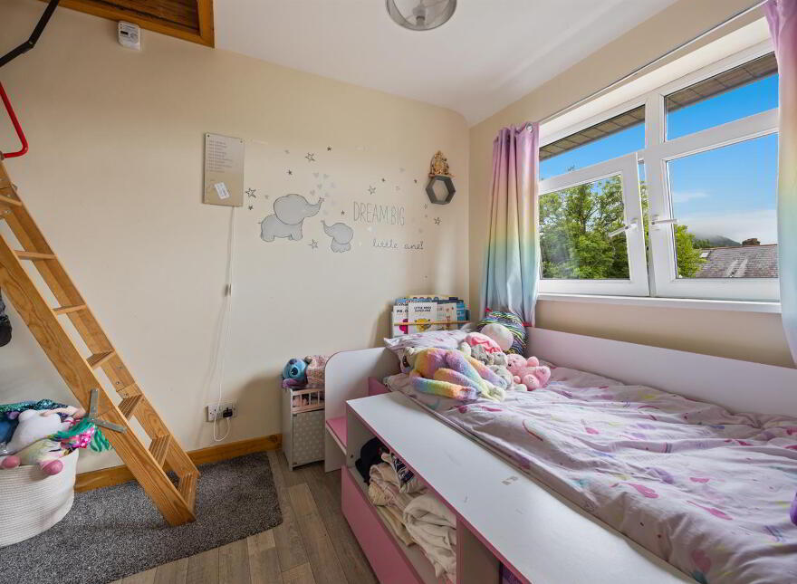 155 Joanmount Park, Belfast, BT14 6PG