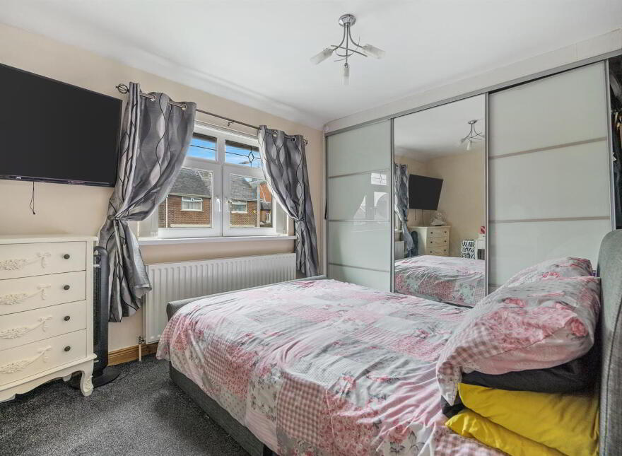 155 Joanmount Park, Belfast, BT14 6PG