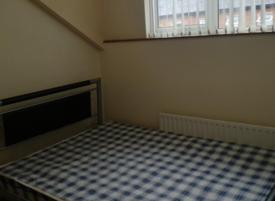 Unit 2, 12 Lawrence Street, Belfast, BT7 1LF
