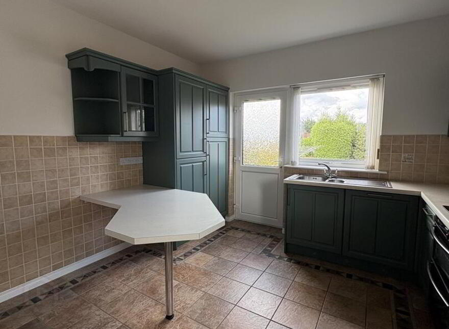 6 The Spires Crescent, Killinchy, BT23 6UQ