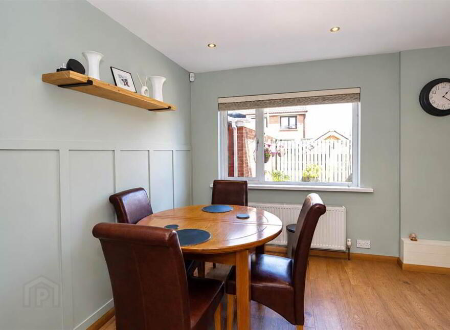 10 Castlelodge Avenue, Comber, BT23 5DN
