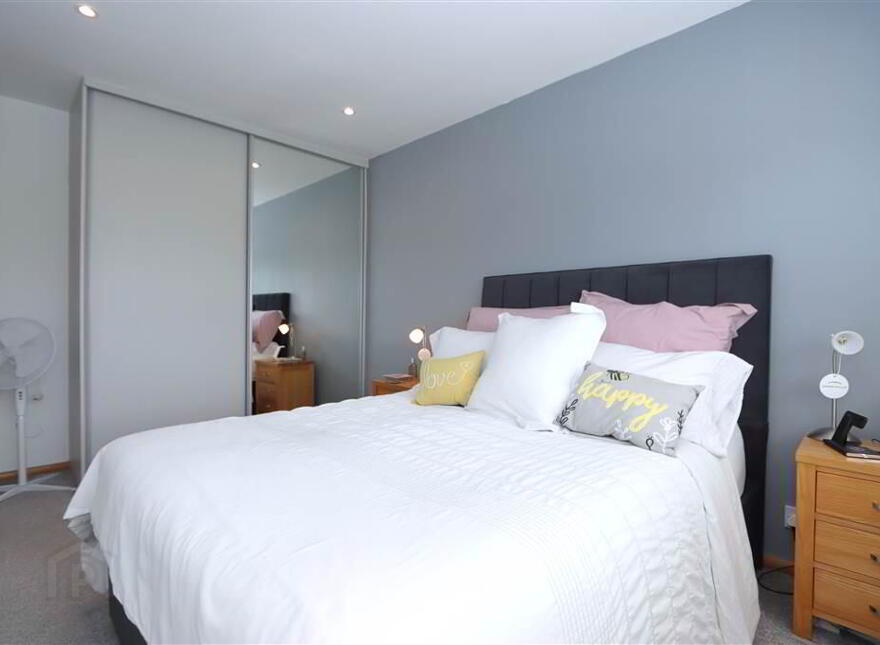 10 Castlelodge Avenue, Comber, BT23 5DN