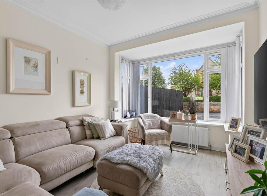 105 Upper Lisburn Road, Finaghy, Belfast, BT10 0LG