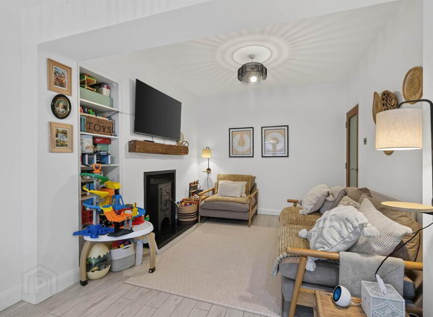 105 Upper Lisburn Road, Finaghy, Belfast, BT10 0LG