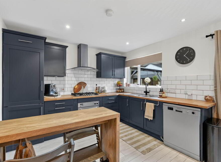105 Upper Lisburn Road, Finaghy, Belfast, BT10 0LG
