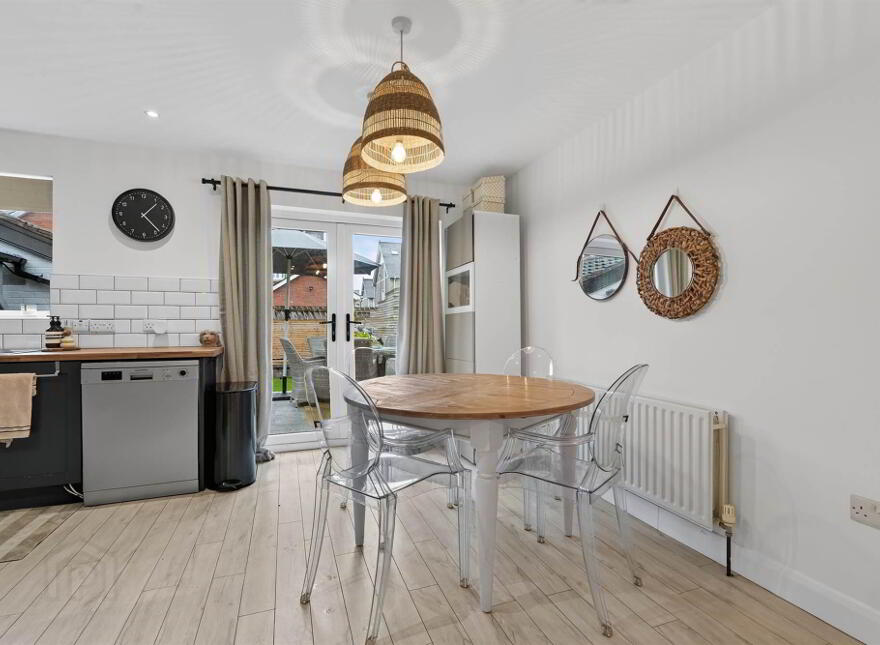 105 Upper Lisburn Road, Finaghy, Belfast, BT10 0LG