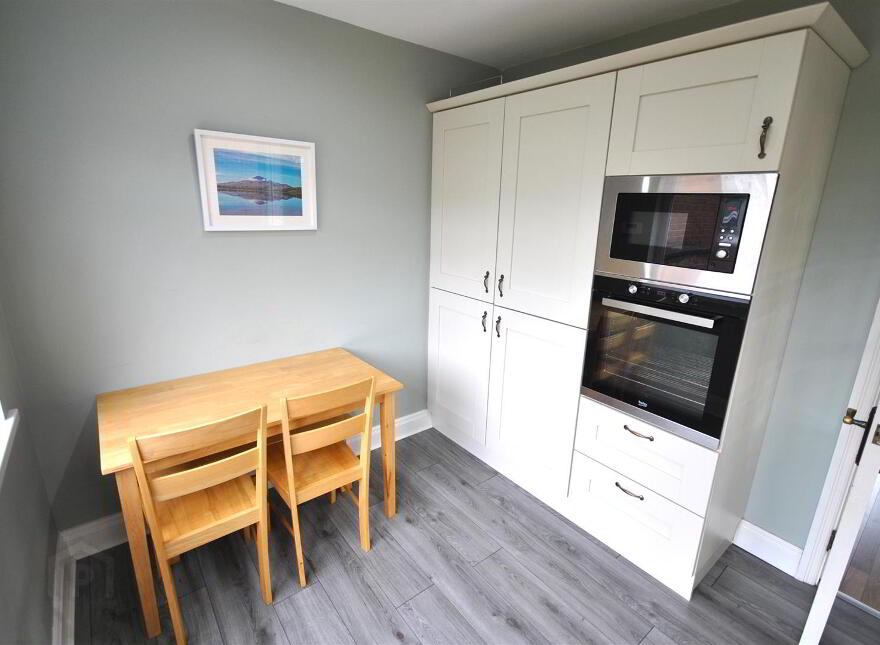 33 Innisfayle Drive, Bangor, BT19 1DN