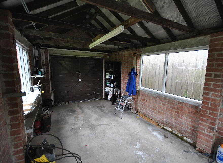33 Innisfayle Drive, Bangor, BT19 1DN