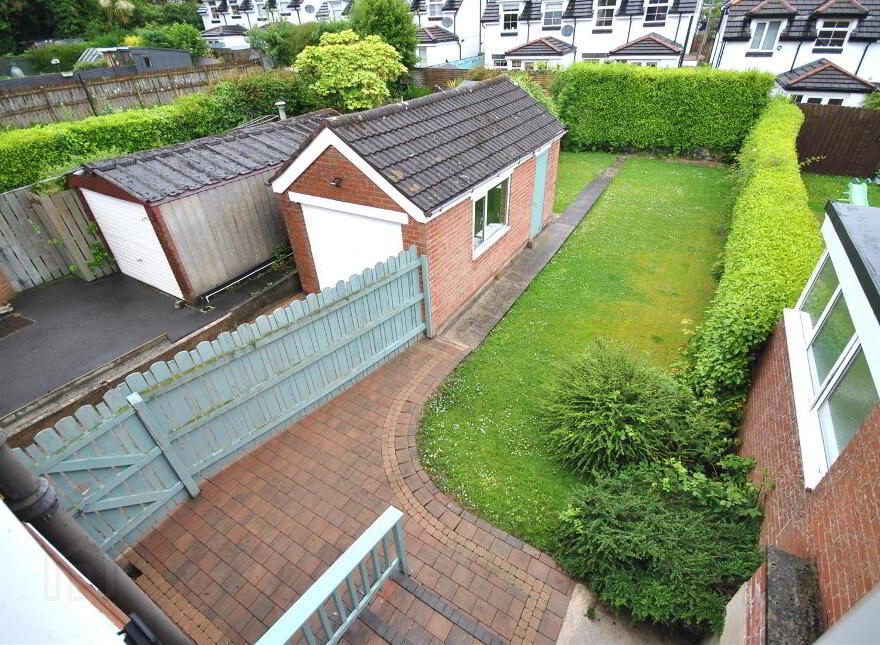 33 Innisfayle Drive, Bangor, BT19 1DN
