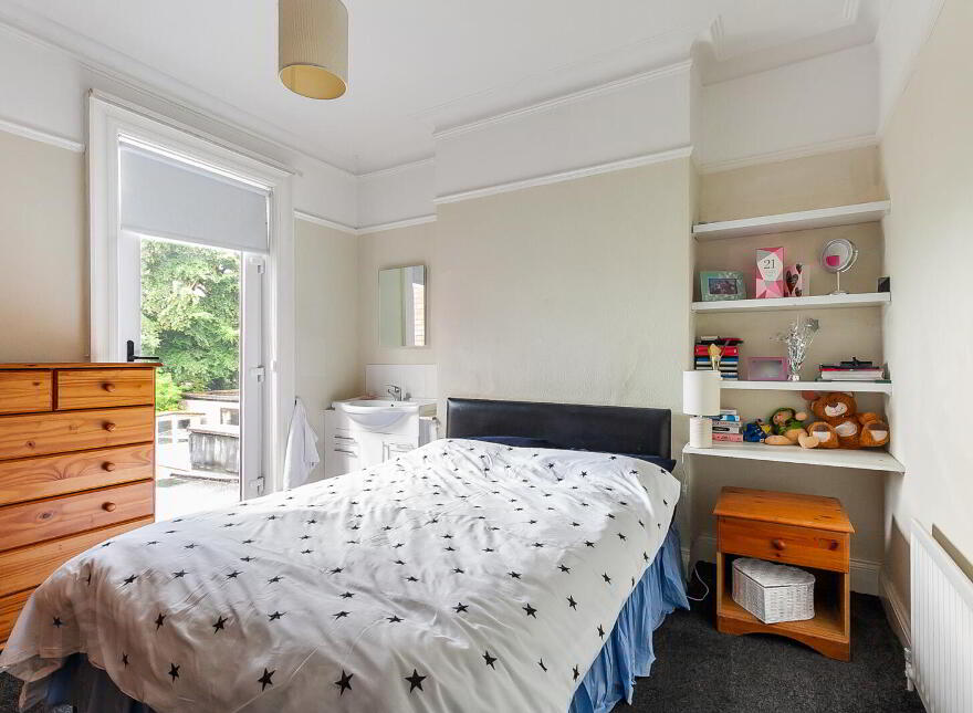 9 Downview Avenue, Belfast, BT15 4EZ