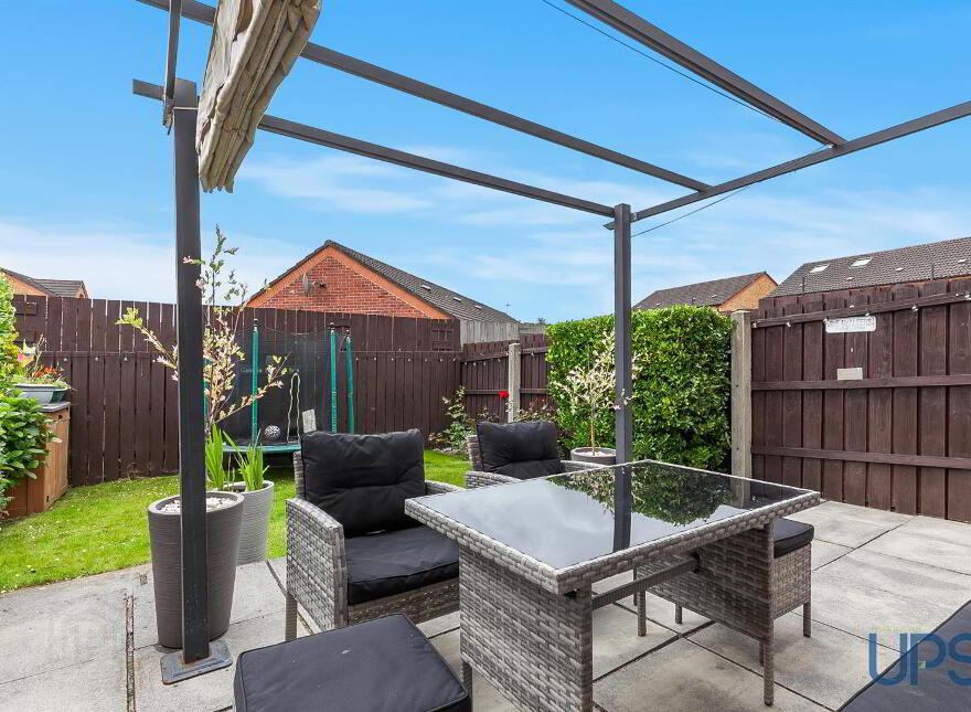 58 Beechmount Pass, Falls Road, Belfast, BT12 7NW