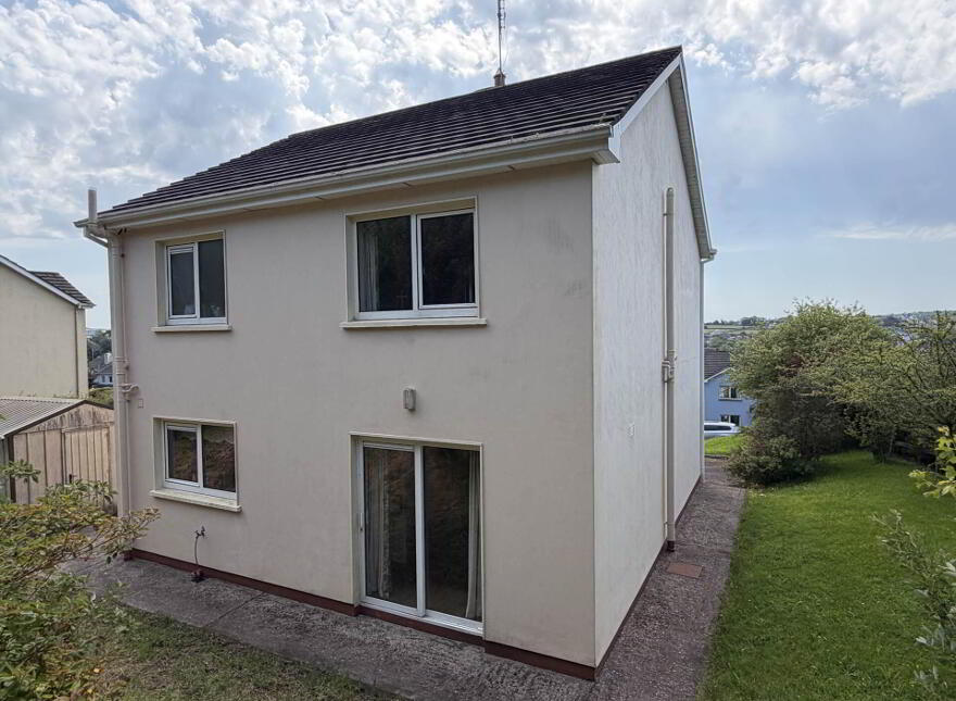 5 Sea Breeze, Clonakilty, P85RF22
