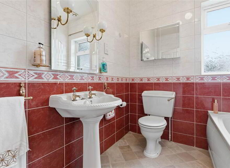 15 Rectory Gardens, Broughshane, Ballymena, BT42 4LF