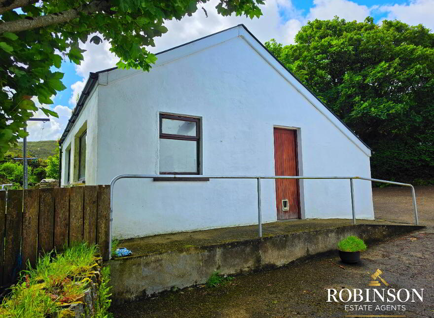 2 Bedroom Cottage, Derryreel, Falcarragh, F92A782