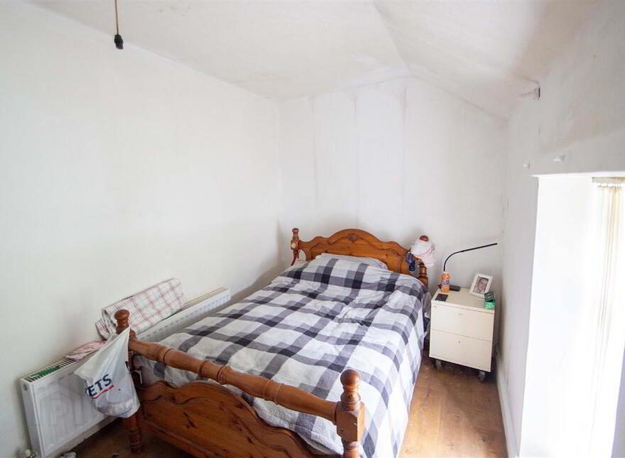 8 Hill Street, Crumlin, BT29 4XG