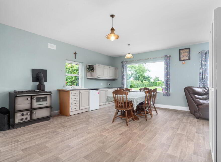 Demailestown, Wilkinstown, Navan, C15F9K5