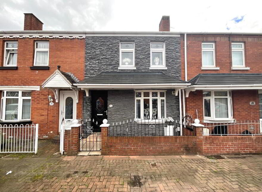 24 Centurion Way, Belfast, BT13 3BA