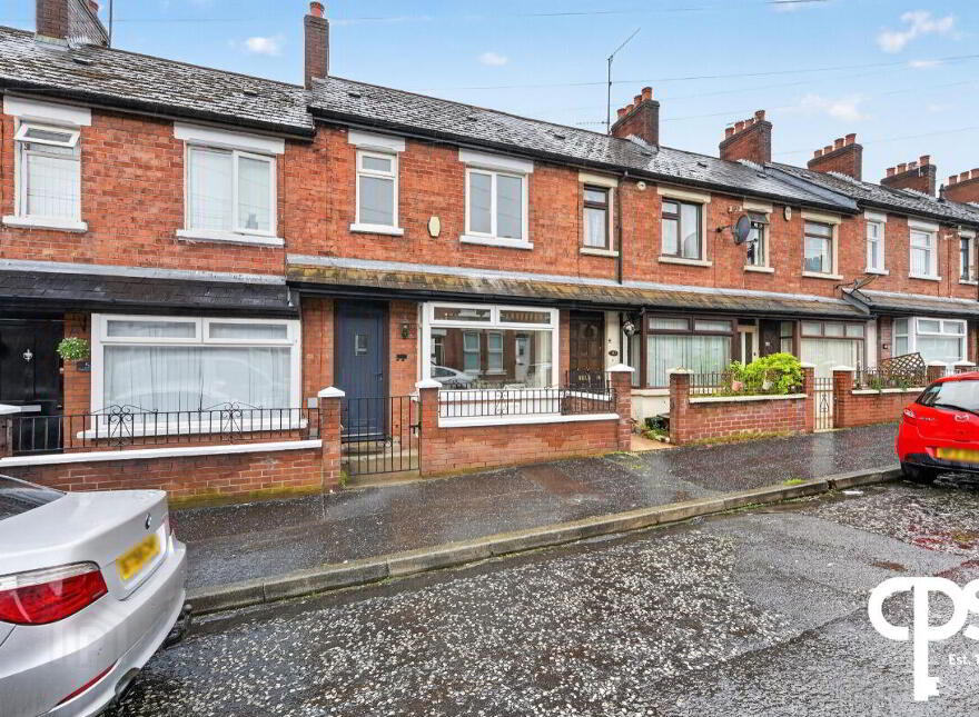 53 Meadowbank Place, Belfast, BT9 7FE