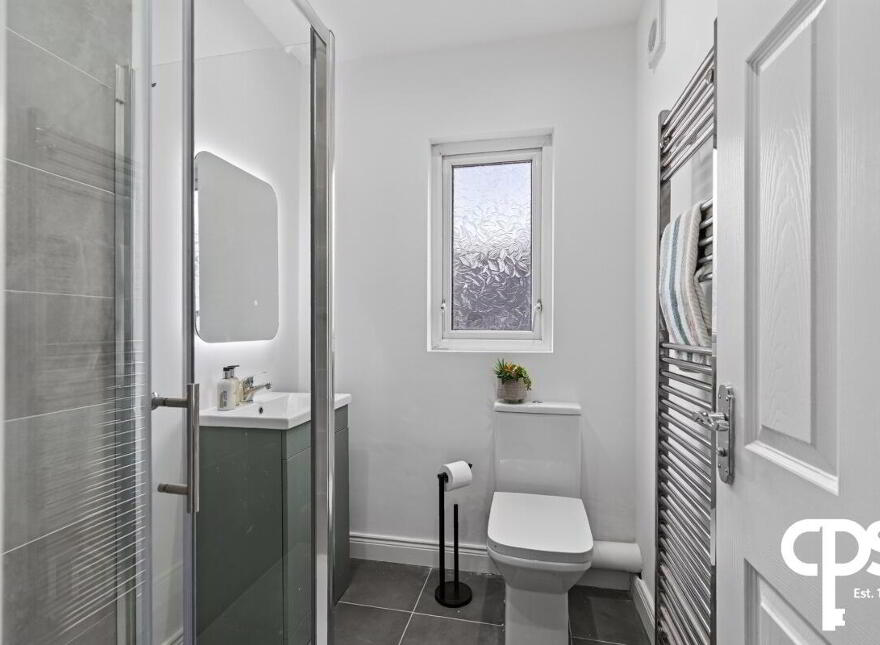 53 Meadowbank Place, Belfast, BT9 7FE