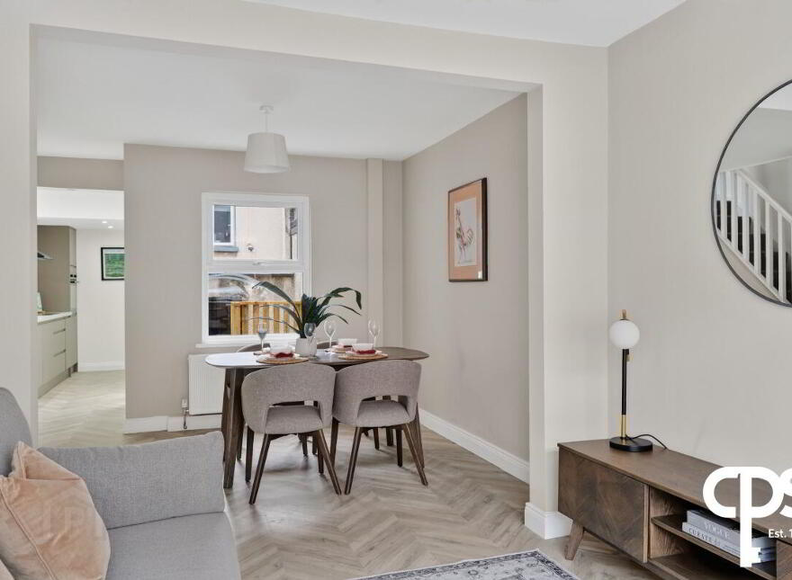 53 Meadowbank Place, Belfast, BT9 7FE