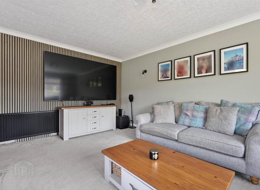 1 Robinson Road, Bangor, BT19 6NJ